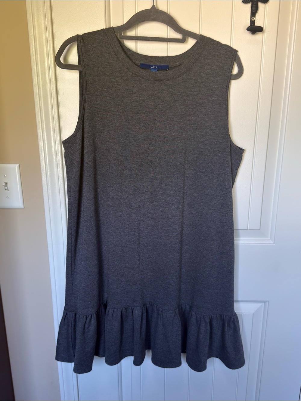 Apt. 9 Sleeveless Crewneck Ruffle Hem Dress in Charcoal Gray